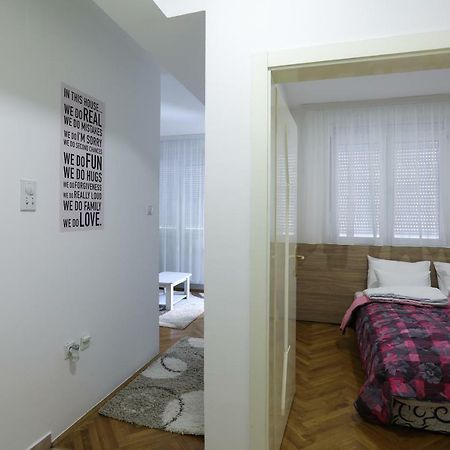 Apartment Promenada 35 Novi Sad Eksteriør billede