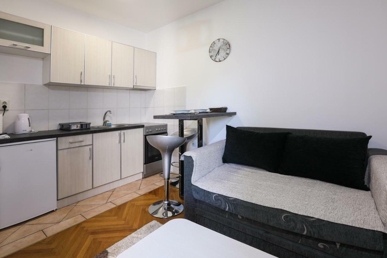 Apartment Promenada 35 Novi Sad Eksteriør billede
