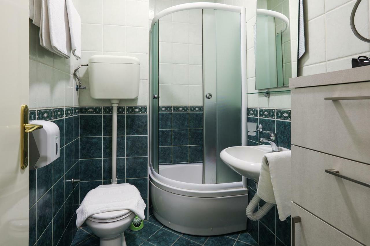 Apartment Promenada 35 Novi Sad Eksteriør billede